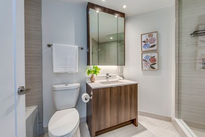 Primary Bedroom Ensuite  - 612 - 1 Edgewater Dr., Toronto - Elite3 & Team at 612 - 1 Edgewater Drive, Waterfront Communities C1, Toronto