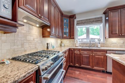 Kitchen - 2336 Thruxton Dr., Oakville at 2336 Thruxton Drive, 1009 - JC Joshua Creek, Oakville