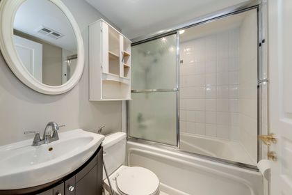 Main Bath - 903 - 100 Hayden St., Toronto - Elite3 & Team at 903 - 100 Hayden Street, Church-Yonge Corridor, Toronto