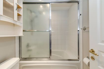 Main Bath - 903 - 100 Hayden St., Toronto - Elite3 & Team at 903 - 100 Hayden Street, Church-Yonge Corridor, Toronto