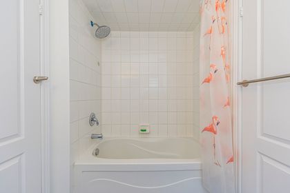 Semi-Ensuite - 2240 Pine Glen Rd., Oakville at 2240 Pine Glen Road, 1019 - WM Westmount, Oakville