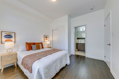 Ground Level Guest Suite - 3116 Postridge Dr., Oakville at 3116 Postridge Drive, 1010 - JM Joshua Meadows, Oakville