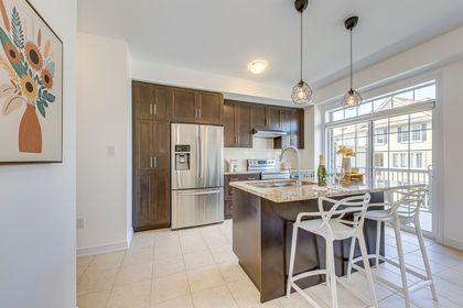Kitchen - 3116 Postridge Dr., Oakville at 3116 Postridge Drive, 1010 - JM Joshua Meadows, Oakville