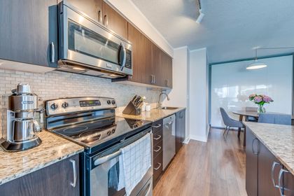 Kitchen - 1414 - 155 Legion Rd. N., Etobicoke - Elite3 & Team at 1414 - 155 Legion Road, Mimico, Toronto