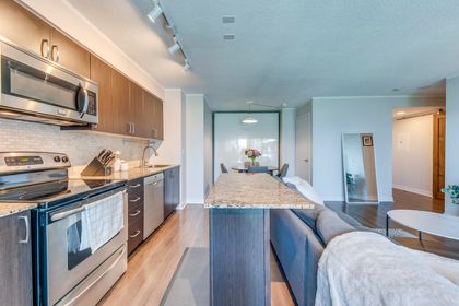 Kitchen - 1414 - 155 Legion Rd. N., Etobicoke - Elite3 & Team at 1414 - 155 Legion Road, Mimico, Toronto