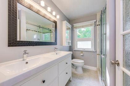 Main Bath - 1377 Sheldon Ave., Oakville at 1377 Sheldon Avenue, 1020 - WO West, Oakville