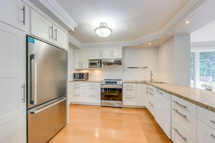 Kitchen - 1377 Sheldon Ave., Oakville at 1377 Sheldon Avenue, 1020 - WO West, Oakville