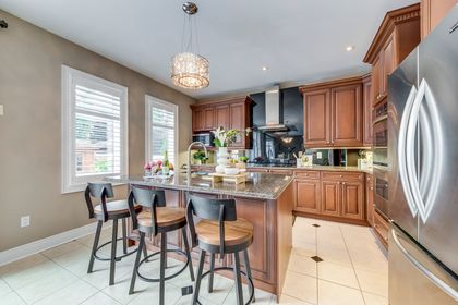 Kitchen - 1507 Arrowhead Rd., Oakville at 1507 Arrowhead Road, JC Joshua Creek, Oakville Kitchen - 1507 Arrowhead Rd., Oakville at 1507 Arrowhead Road, JC Joshua Creek, Oakville