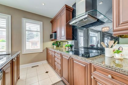 Kitchen - 1507 Arrowhead Rd., Oakville at 1507 Arrowhead Road, JC Joshua Creek, Oakville Kitchen - 1507 Arrowhead Rd., Oakville at 1507 Arrowhead Road, JC Joshua Creek, Oakville