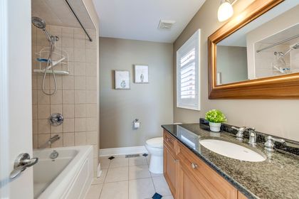 Main Bath - 1507 Arrowhead Rd., Oakville at 1507 Arrowhead Road, JC Joshua Creek, Oakville