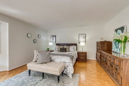 Primary Bedroom - 2751 Duncairn Dr., Mississauga at 2751 Duncairn Drive, Central Erin Mills, Mississauga