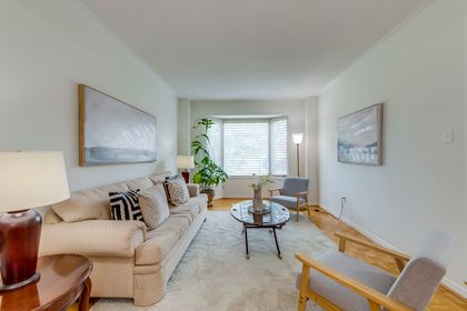 Living Room - 2751 Duncairn Dr., Mississauga at 2751 Duncairn Drive, Central Erin Mills, Mississauga