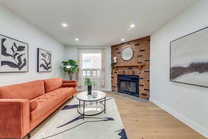 Family Room - 5075 Rising Star Crt., Mississauga at 5075 Rising Star Court, Hurontario, Mississauga