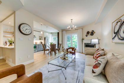 Living Room - 2296 Parkglen Ave, Oakville at 2296 Parkglen Avenue, WM Westmount, Oakville