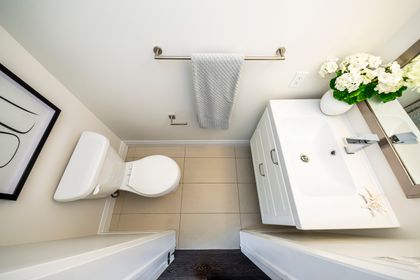 Powder Room - 5 - 100 Little Creek Rd., Mississauga at 5 - 100 Little Creek Road, Hurontario, Mississauga