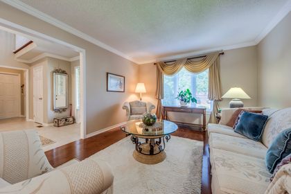 Living Room - 2082 Laurelwood Dr., Oakville at 2082 Laurelwood Drive, WC Wedgewood Creek, Oakville