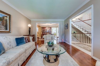 Living Room - 2082 Laurelwood Dr., Oakville at 2082 Laurelwood Drive, WC Wedgewood Creek, Oakville