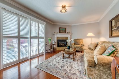 Family Room - 2082 Laurelwood Dr., Oakville at 2082 Laurelwood Drive, WC Wedgewood Creek, Oakville