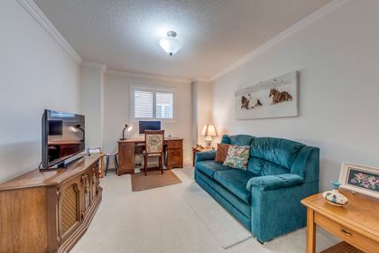 Den/Office - 2082 Laurelwood Dr., Oakville at 2082 Laurelwood Drive, WC Wedgewood Creek, Oakville