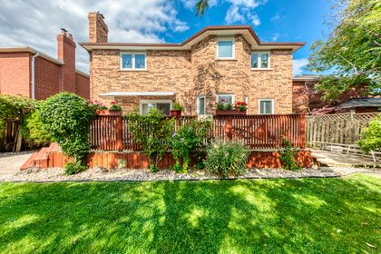 Back - 2082 Laurelwood Dr., Oakville at 2082 Laurelwood Drive, WC Wedgewood Creek, Oakville