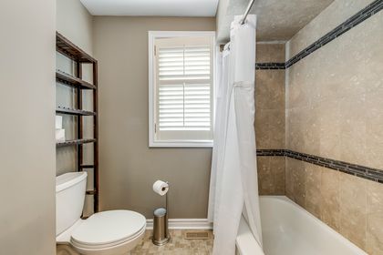 Main Bath - 1340 Greeneagle Dr., Oakville at 1340 Greeneagle Drive, 1007 - GA Glen Abbey, Oakville
