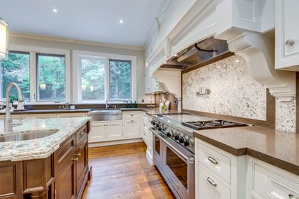 Kitchen - 767 Parkland Ave., Mississauga at 767 Parkland Avenue, Clarkson, Mississauga