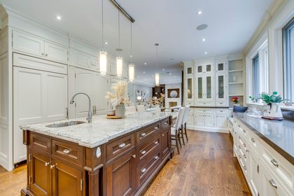 Kitchen - 767 Parkland Ave., Mississauga at 767 Parkland Avenue, Clarkson, Mississauga