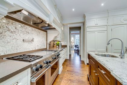 Kitchen - 767 Parkland Ave., Mississauga at 767 Parkland Avenue, Clarkson, Mississauga