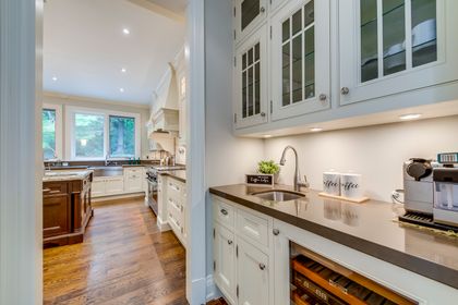 Kitchen - 767 Parkland Ave., Mississauga at 767 Parkland Avenue, Clarkson, Mississauga