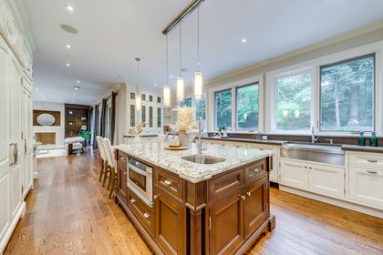 Kitchen - 767 Parkland Ave., Mississauga at 767 Parkland Avenue, Clarkson, Mississauga