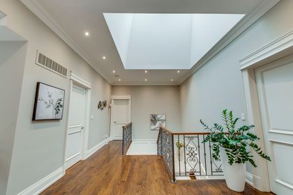 2nd Level - 767 Parkland Ave., Mississauga at 767 Parkland Avenue, Clarkson, Mississauga