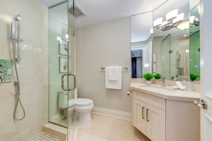 3rd Bedroom Ensuite - 767 Parkland Ave., Mississauga at 767 Parkland Avenue, Clarkson, Mississauga