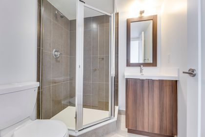 Main Bath - 616 - 9 Mabelle Ave., Etobicoke - Elite3 & Team at 616 - 9 Mabelle Avenue, Islington-City Centre West, Toronto