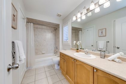 Semi-Ensuite Bath - 2333 Presquile Dr., Oakville at 2333 Presquile Drive, 1009 - JC Joshua Creek, Oakville