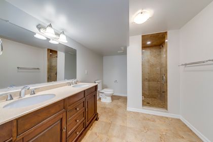 Basement 4pc Bath - 2333 Presquile Dr., Oakville at 2333 Presquile Drive, 1009 - JC Joshua Creek, Oakville