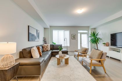 Great Room - 3054 Harvard Gardens, Oakville at 3054 Harvard Gardens, 1010 - JM Joshua Meadows, Oakville Great Room - 3054 Harvard Gardens, Oakville at 3054 Harvard Gardens, 1010 - JM Joshua Meadows, Oakville