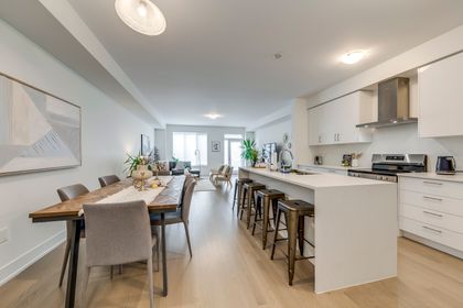 Main Level - 3054 Harvard Gardens, Oakville at 3054 Harvard Gardens, 1010 - JM Joshua Meadows, Oakville Main Level - 3054 Harvard Gardens, Oakville at 3054 Harvard Gardens, 1010 - JM Joshua Meadows, Oakville