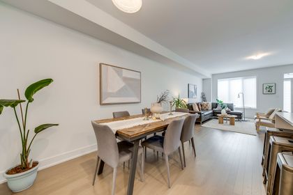 Dining Room - 3054 Harvard Gardens, Oakville at 3054 Harvard Gardens, 1010 - JM Joshua Meadows, Oakville Dining Room - 3054 Harvard Gardens, Oakville at 3054 Harvard Gardens, 1010 - JM Joshua Meadows, Oakville
