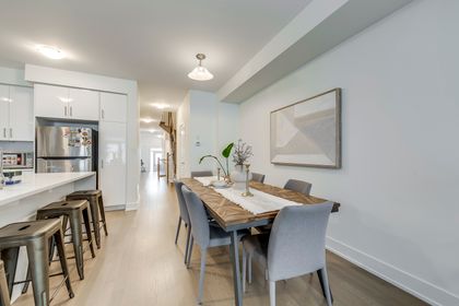 Dining Room - 3054 Harvard Gardens, Oakville at 3054 Harvard Gardens, 1010 - JM Joshua Meadows, Oakville Dining Room - 3054 Harvard Gardens, Oakville at 3054 Harvard Gardens, 1010 - JM Joshua Meadows, Oakville