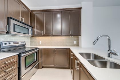 Kitchen - 608 - 2470 Prince Michael Dr., Oakville at 608 - 2470 Prince Michael Drive, 1009 - JC Joshua Creek, Oakville