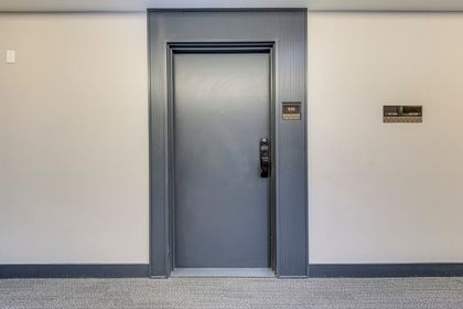 Suite Entry - 526 - 405 Dundas St.W., Oakville at 526 - 405 Dundas St.w., 1008 - GO Glenorchy, Oakville