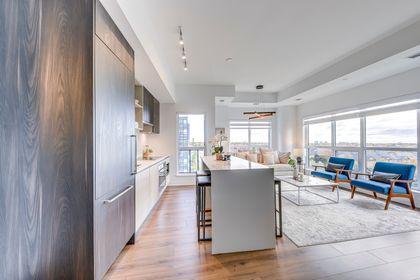 Living Space - 526 - 405 Dundas St.W., Oakville at 526 - 405 Dundas St.w., 1008 - GO Glenorchy, Oakville