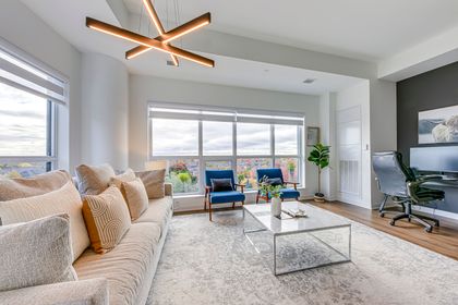 Living Area - 526 - 405 Dundas St.W., Oakville at 526 - 405 Dundas St.w., 1008 - GO Glenorchy, Oakville Living Area - 526 - 405 Dundas St.W., Oakville at 526 - 405 Dundas St.w., 1008 - GO Glenorchy, Oakville