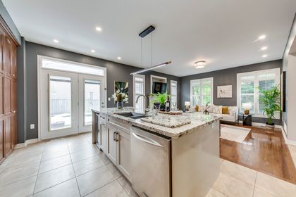 Kitchen - 1254 Jezero Cres., Oakville at 1254 Jezero Crescent, JC Joshua Creek, Oakville