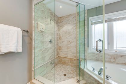 Primary Bedroom Ensuite - 1254 Jezero Cres., Oakville at 1254 Jezero Crescent, JC Joshua Creek, Oakville