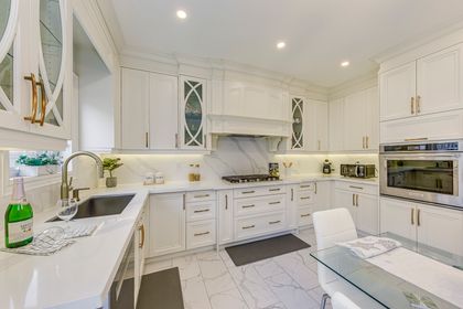 Kitchen - 463 Grindstone Tr., Oakville at 463 Grindstone Trail, 1010 - JM Joshua Meadows, Oakville