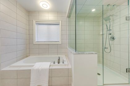 Primary Bedroom Ensuite - 463 Grindstone Tr., Oakville at 463 Grindstone Trail, 1010 - JM Joshua Meadows, Oakville