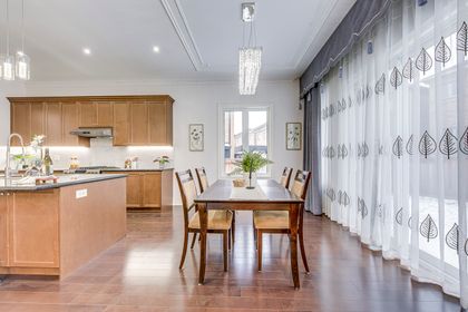 Kitchen - 3159 William Rose Way, Oakville at 3159 William Rose Way, 1010 - JM Joshua Meadows, Oakville