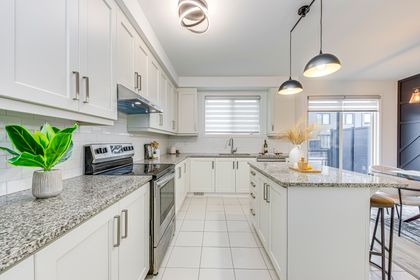 Kitchen - 99 Grovewood Common, Oakville at 99 Grovewood Common, GO Glenorchy, Oakville