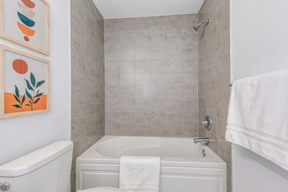 Main Bath - 99 Grovewood Common, Oakville at 99 Grovewood Common, GO Glenorchy, Oakville